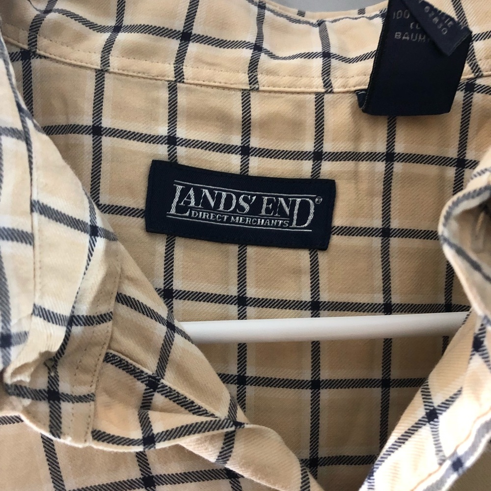 Lands End short sleeve button down shirt in VGUC